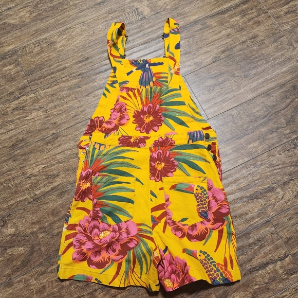 Farm Rio Sabrina Short Overalls - Picture 9 of 9